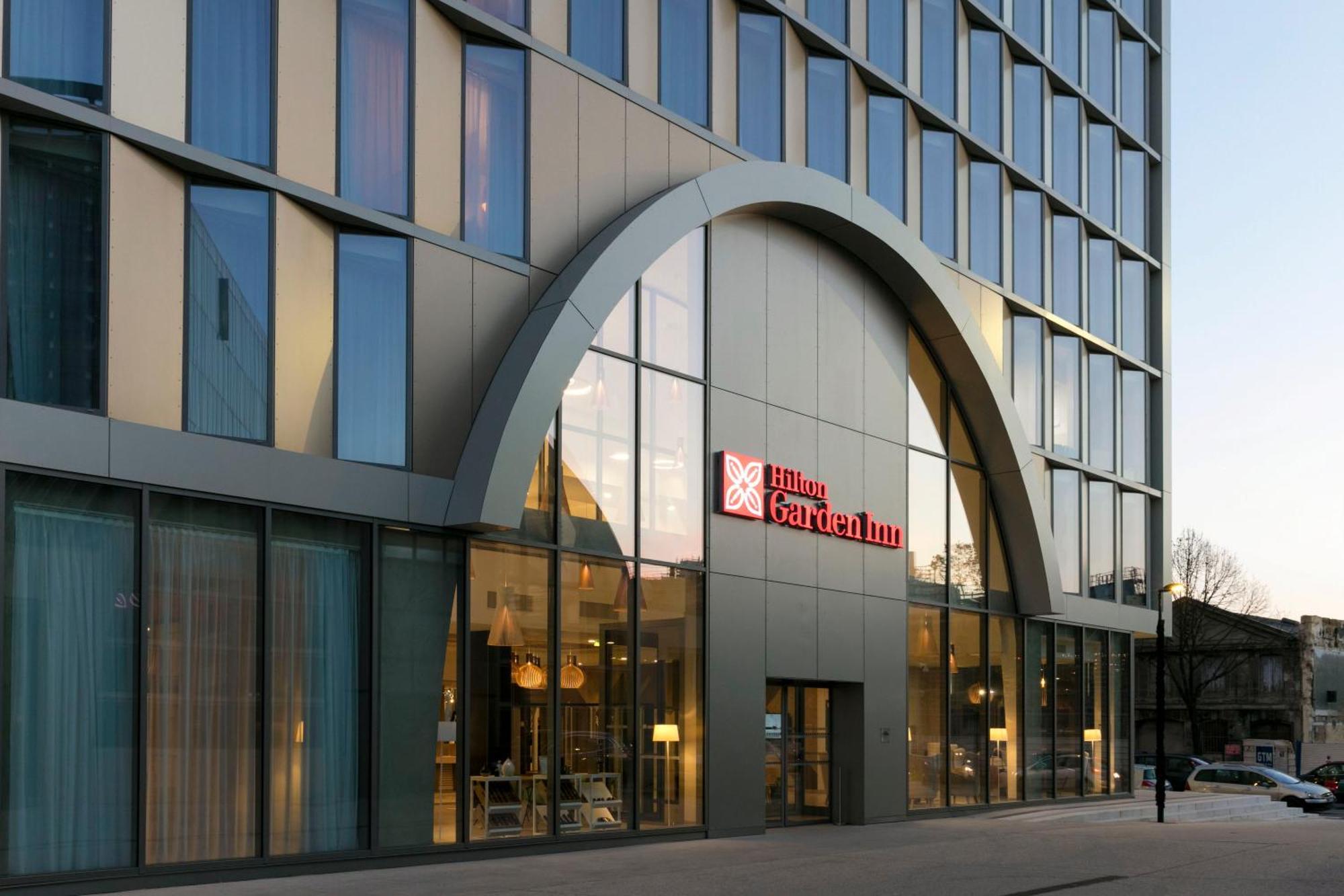 Hilton Garden Inn Bordeaux Centre Exterior foto